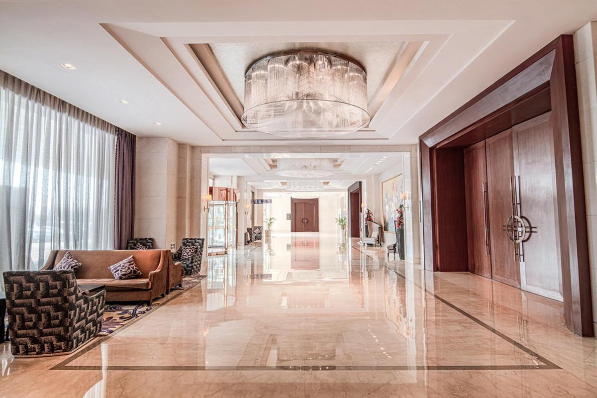 Qingdao Seaview Garden Hotel Exterior photo