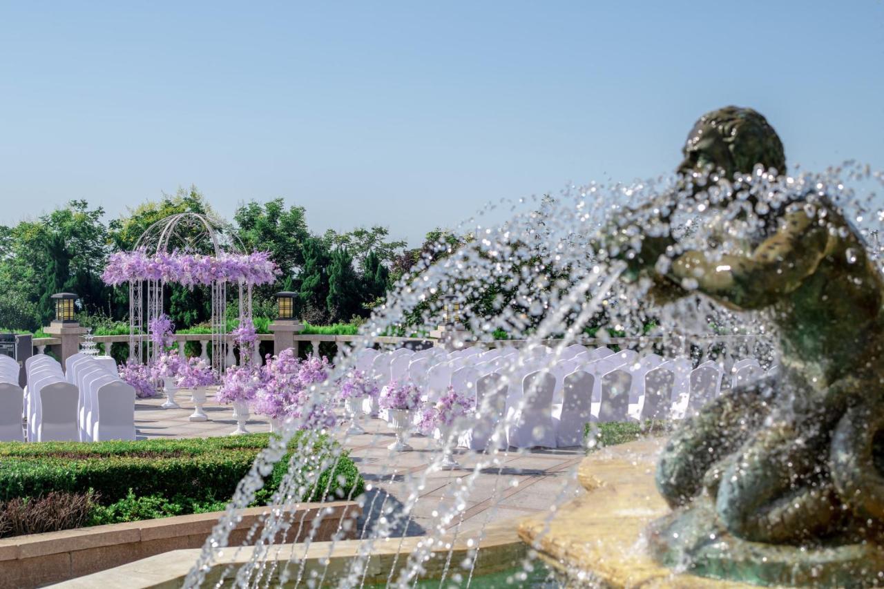 Qingdao Seaview Garden Hotel Exterior photo